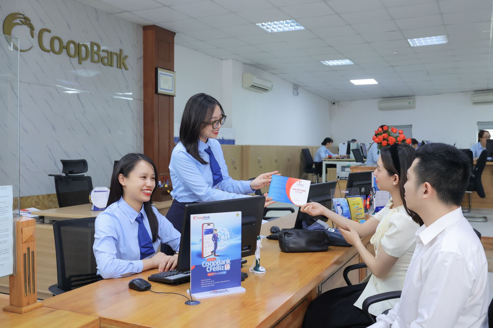 Hình ảnh: Co-opBank triển khai chương trình vay vốn ưu đãi “An tâm dòng vốn - Vững bước đồng hành” số 2