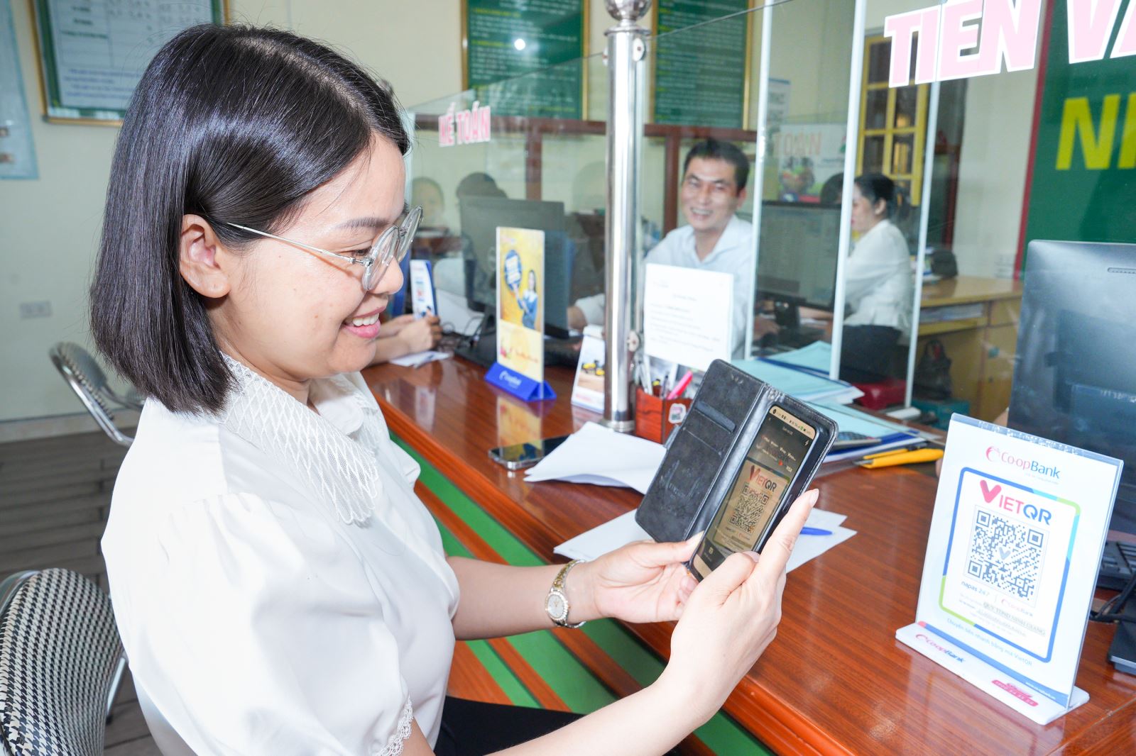 Hình ảnh: Co-opBank đẩy mạnh phát triển “hệ sinh thái” số tối ưu trải nghiệm khách hàng số 2