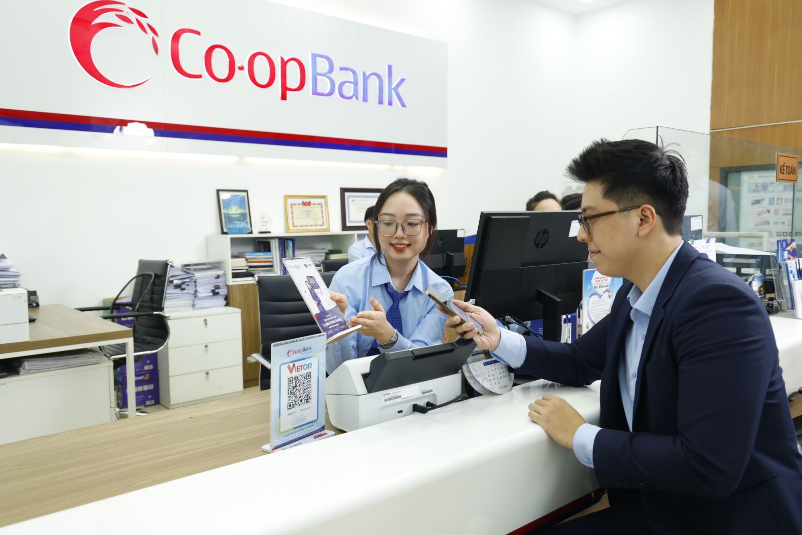 Hình ảnh: NHNN Ban hành Thông tư quy định về Co-opBank, việc trích nộp, quản lý và sử dụng Quỹ bảo toàn số 1