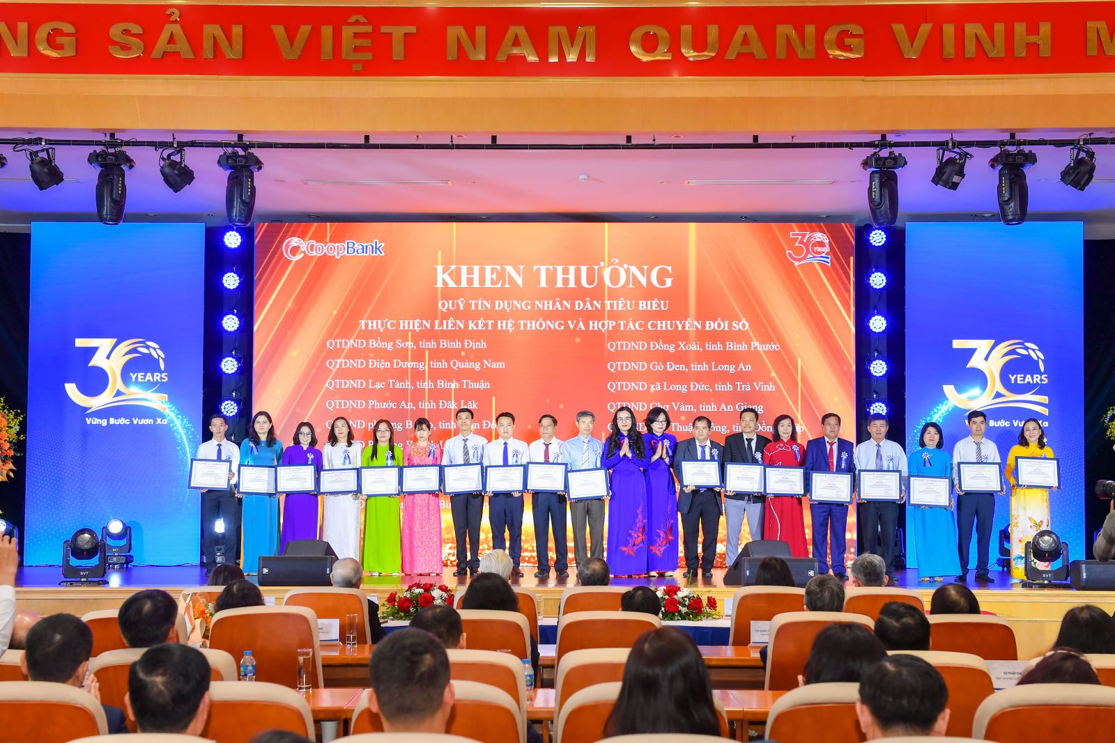 Hình ảnh: Lễ kỷ niệm 30 năm thành lập Co-opBank thành công tốt đẹp số 8