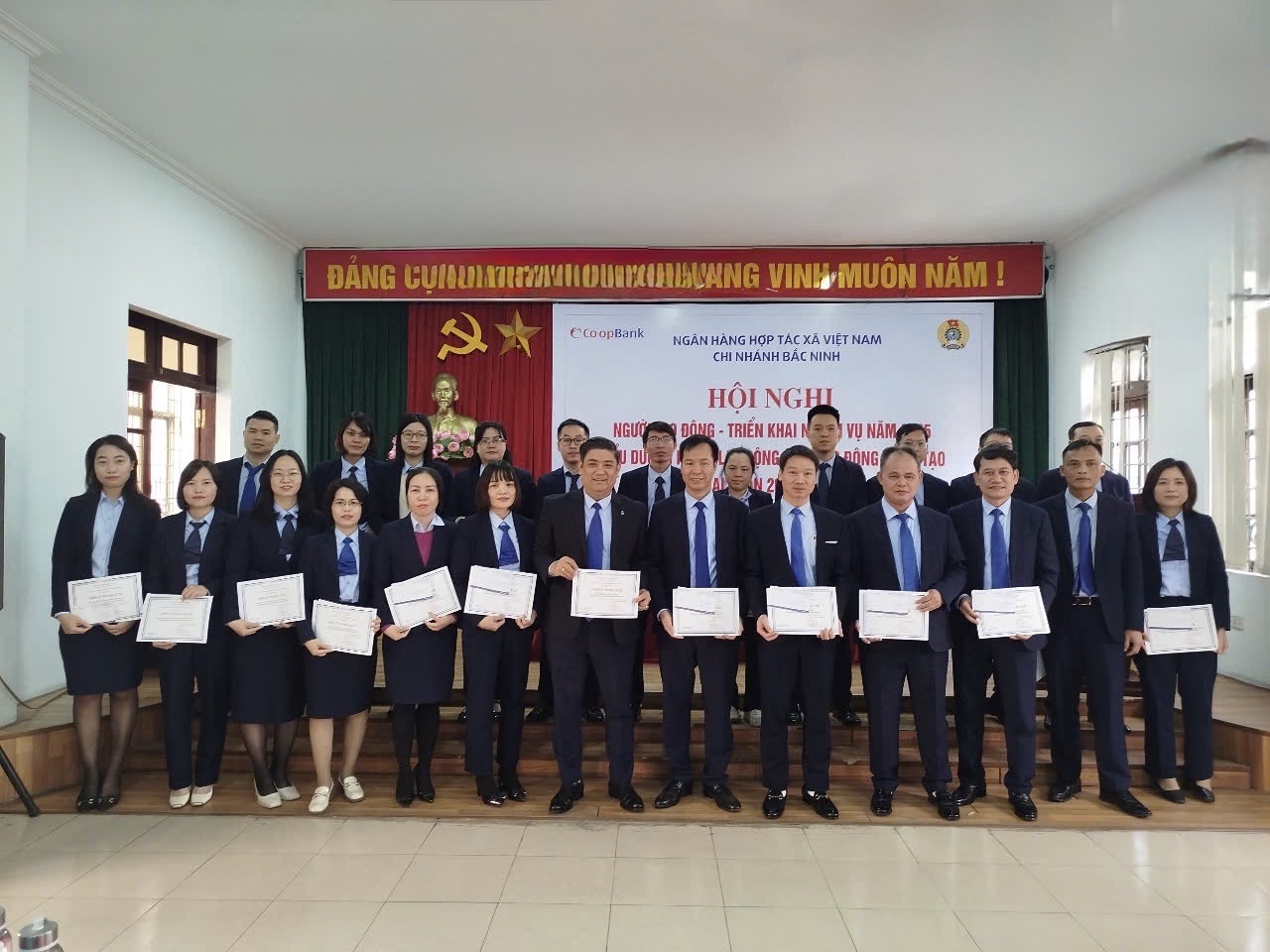 Hình ảnh: Co-opBank hướng tới Hội nghị tuyên dương điển hình tiên tiến toàn hệ thống - Tôn vinh giá trị lao động, lan tỏa tinh thần đổi mới số 3