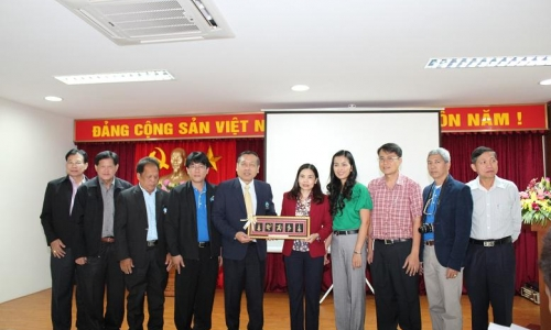 Lãnh đạo Ngân hàng Hợp tác tiếp và làm việc với Đoàn cán bộ lãnh đạo FSCT Thái Lan
