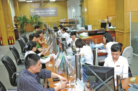 Lãi suất cao hay thấp phụ thuộc độ rủi ro