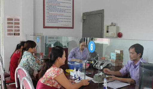 Nâng chất nhân lực cho tín dụng tập thể