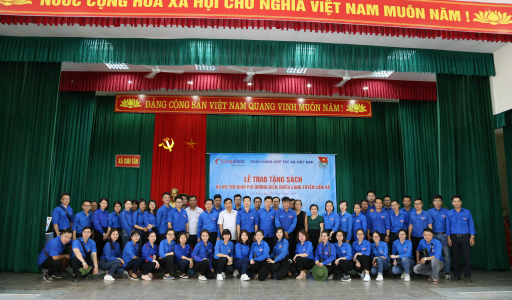 Hành trình về nguồn của Đoàn Thanh niên Ngân hàng Hợp tác