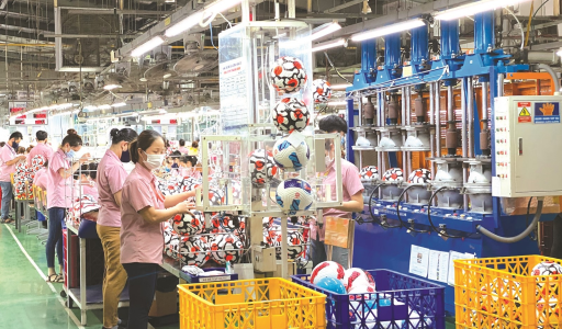 Phục hồi kinh tế: Thích ứng an toàn, kiểm soát hiệu quả dịch bệnh là yếu tố tiên quyết
