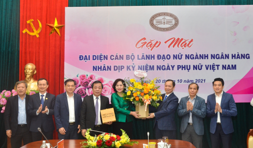 Khẳng định vai trò, vị thế của cán bộ nữ trong ngành Ngân hàng