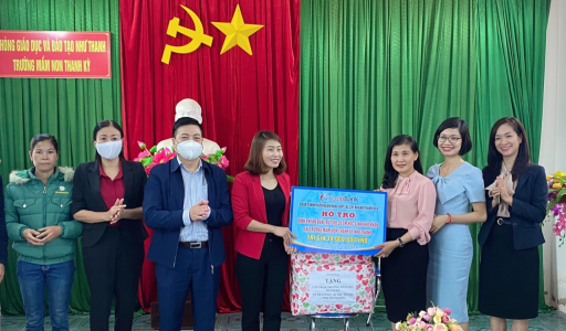 Co-opBank chi nhánh Thanh Hóa trao tặng nhà “Đại đoàn kết” cho hộ nghèo tại huyện Như Thanh