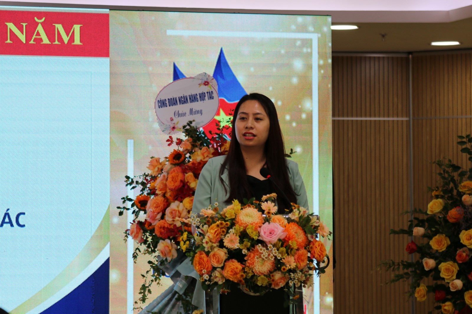 doan thanh nien ngan hang hop tac xa viet nam doan ket sang tao khong ngung tien buoc