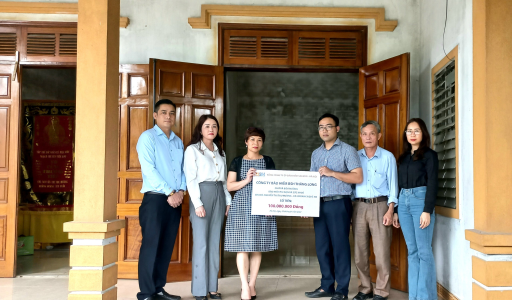 Công đoàn Co-opBank và Công ty bảo hiểm BSH Thăng Long thăm hỏi, chia sẻ và trao tiền bảo hiểm cho gia đình cán bộ ngân hàng bị tai nạn