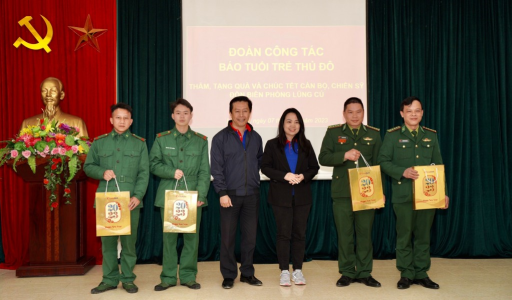 Co-opBank: Mang sắc xuân lên Biên giới