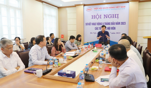 Các tổ chức tín dụng đồng thuận cam kết giảm lãi suất và kiến nghị nhiều giải pháp gỡ khó để hỗ trợ nền kinh tế hiệu quả hơn