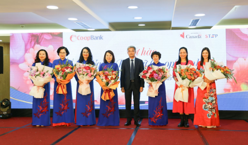 Công đoàn Co-opBank và Dự án STEP tổ chức Chương trình chào mừng Ngày Phụ nữ Việt Nam 20/10