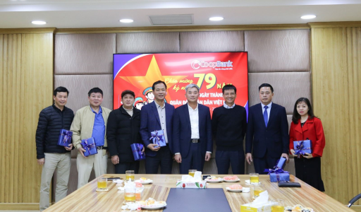 Co-opBank tổ chức gặp mặt chúc mừng nhân kỷ niệm Ngày thành lập Quân đội Nhân dân Việt Nam