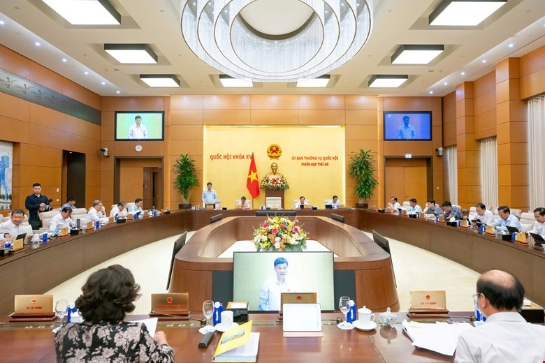 Toàn cảnh phiên họp