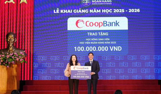Co-opBank Awards Scholarships to Support Banking Academy Students in the New Academic Year