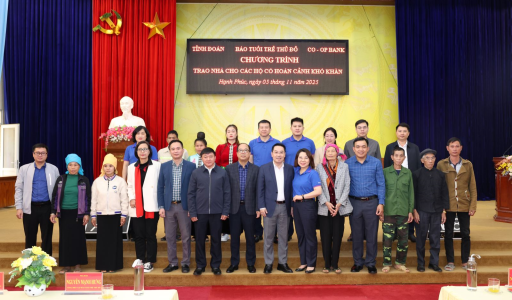 Co-opBank trao kinh phí hỗ trợ xây sửa nhà cho các hộ dân khó khăn  tại xã Hạnh Phúc, tỉnh Lào Cai