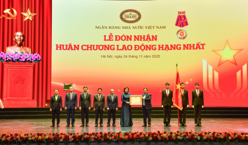 Ngành Ngân hàng thi đua đổi mới, sáng tạo, tiên phong cùng đất nước bước vào kỷ nguyên mới