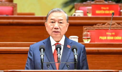 Vững bước dưới cờ Đảng